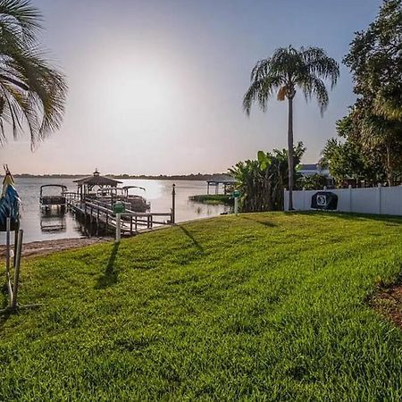 Lakefront Duplex With Pontoon Boat 2 Bedroom Home Mount Dora Bagian luar foto