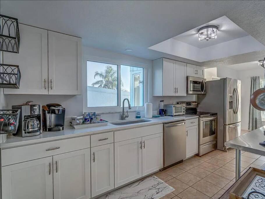 Lakefront Duplex With Pontoon Boat 2 Bedroom Home Mount Dora Bagian luar foto